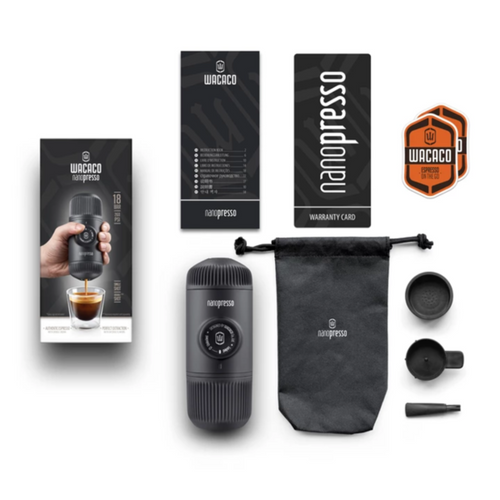 Portable travel coffee maker Wacaco Nanopresso with case - Black.