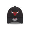 New Era 9FORTY Chicago Bulls Team Side Patch Black Strapback Cap - 60364397