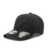 New Era Chicago Bulls Black On Black 9Forty Strapback - 11395006