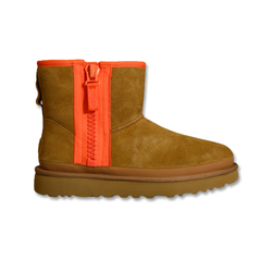 Buty damskie śniegowce UGG W Classic Mini Zipper Tape Logo Chestnut - 1144034-CHE