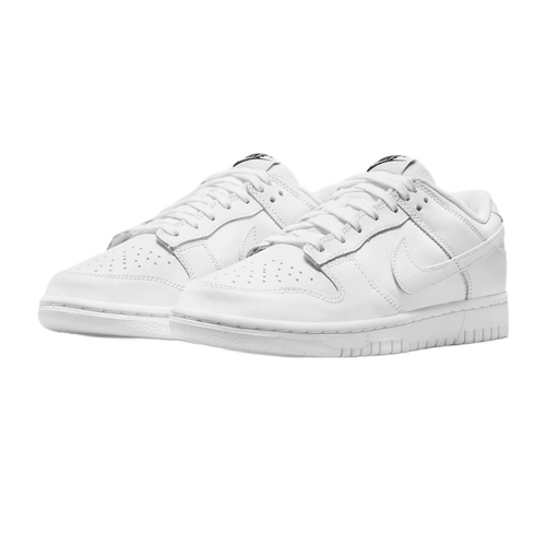 Buty sportowe Nike Dunk Low Triple White Wmns - DD1503-109